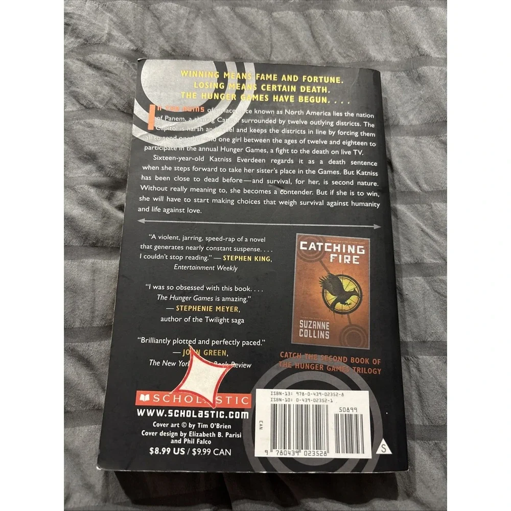 Hunger Games (Hunger Games, Book One) by Suzanne Collins (2010, Trade Paperback)
